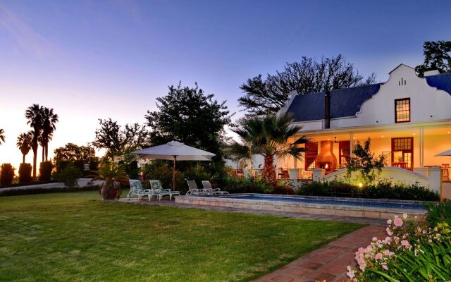 Val du Charron Wine and Leisure Estate Guesthouse
