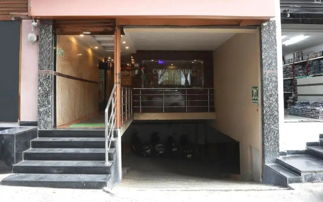 Hotel Raj Comfort Inn