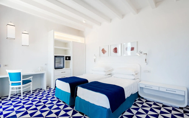 Maison Blu - Intimate GuestHouse