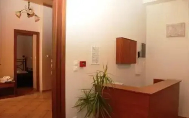 Mavrikakis Studios