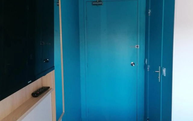 Kyriad Direct Martigues