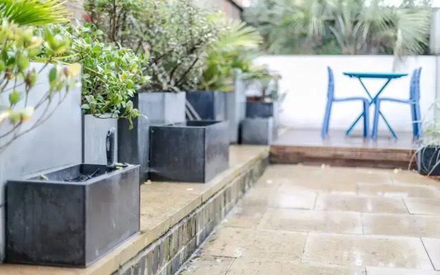 Lovely 1br Home, Located in Farringdon, 2 Guests