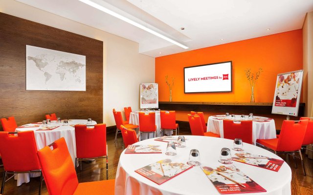 Hotel ibis Al Rigga