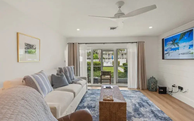 Kingston Arms Modern 1BR On Lido Key