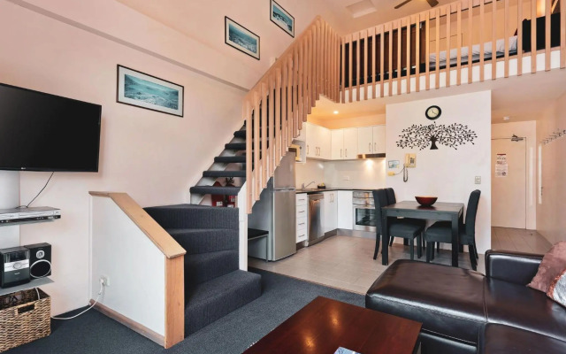 Lantern 1 Bedroom Loft with car space and Stunning View