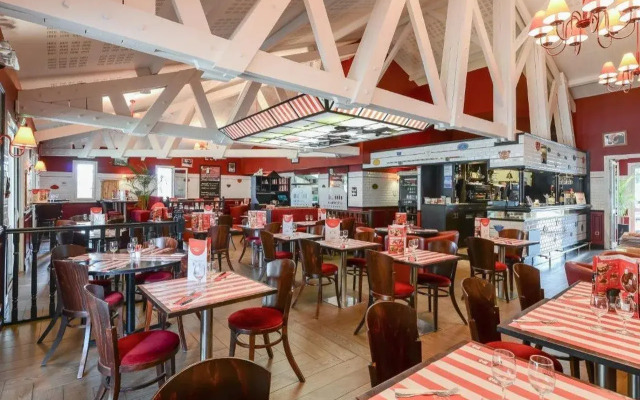 Hôtel Le Relais des Brasseurs - Aubagne