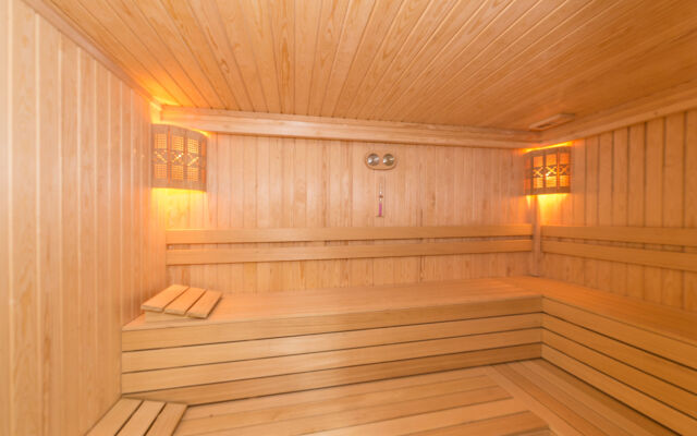 Aprilis Gold Hotel