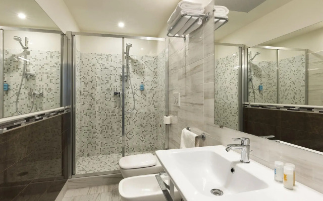 Adesso Hotel