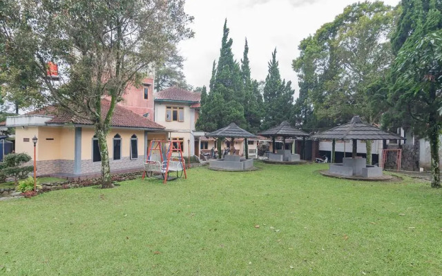Puspa Sari Hotel