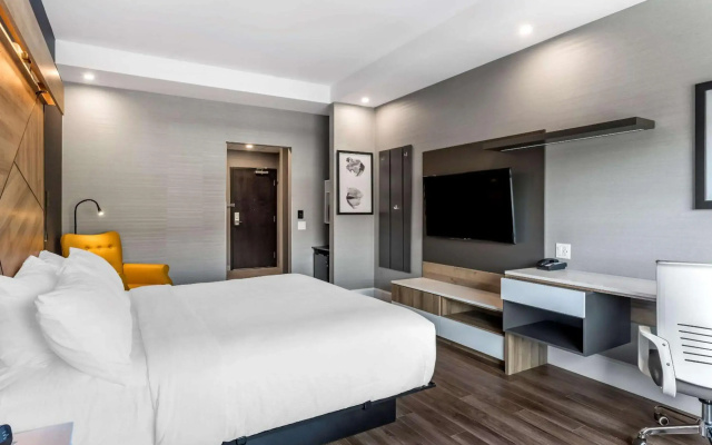 Quality Hotel & Conference Centre