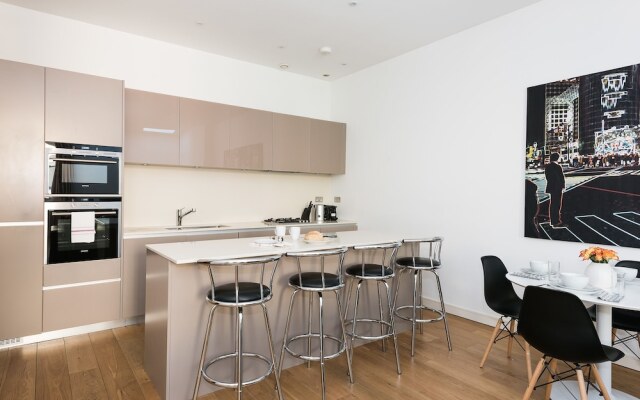 Stylish 2BR Flat Right Next to the Tate Modern