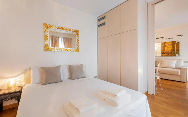 Milan Royal Suites & Luxury Apartments