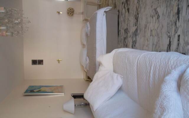 Elegant studio apartment Le Suquet