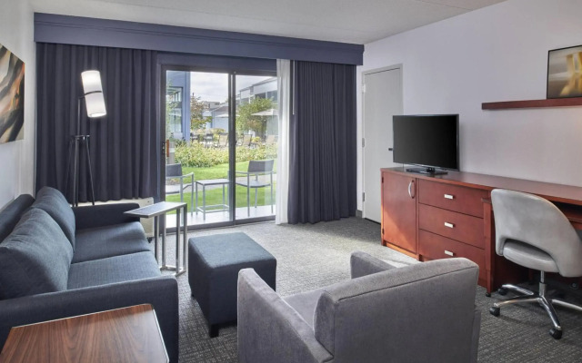 Courtyard by Marriott Detroit Troy