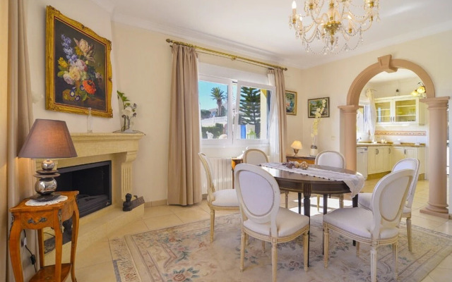 Villa - 4 Bedrooms with WiFi - 105020