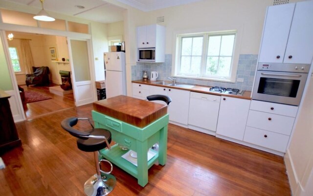 Trinlea Estate Leura Mall