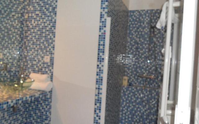 Bed and Breakfast Couleurs Paris