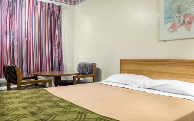 Econo Lodge Tucson