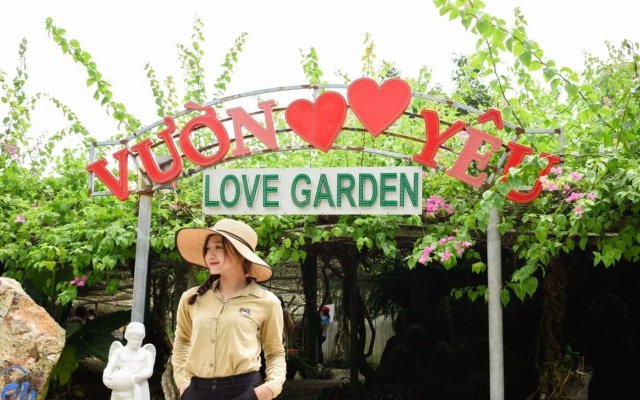 Ho May Resort
