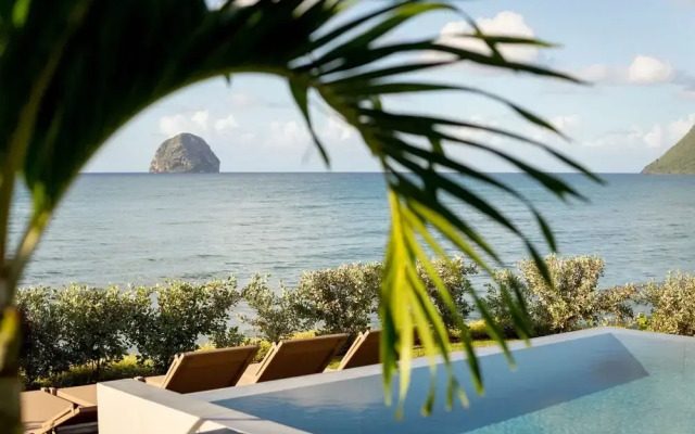 Eden Roc Villas