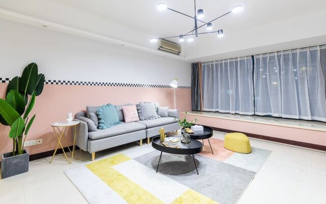 Locals Boutique Apartment Huafa Plaza 19