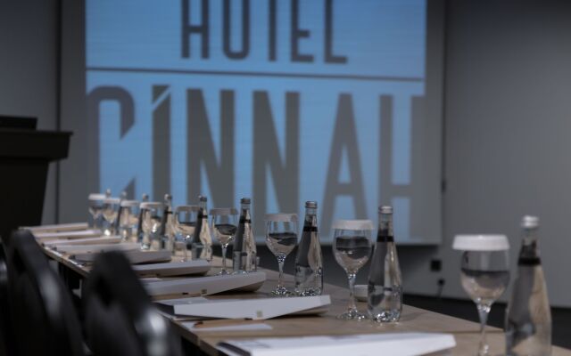 Hotel Cinnah