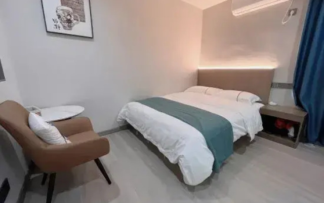 Fujia Aparthotel