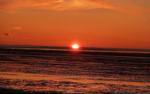 Hohe Lith 4.09 Modern Retreat