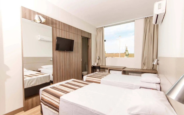 Hotel Valerim Itajaí