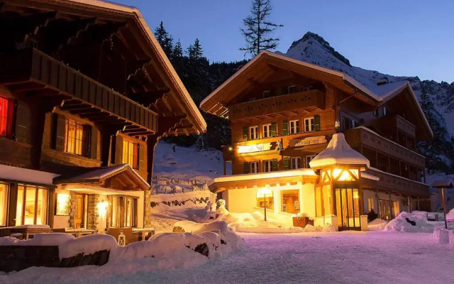 Griesalp Hotels