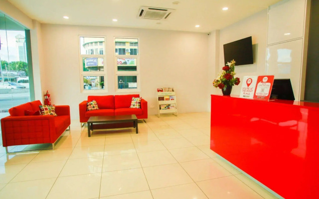 OYO 232 The Suraya Hotel