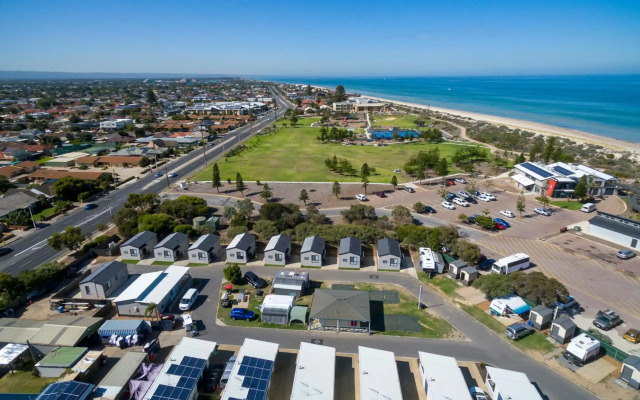 Discovery Parks - Adelaide Beachfront