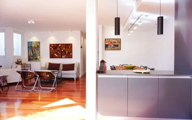 Gulbenkian Terrace Bright Luxury Apt
