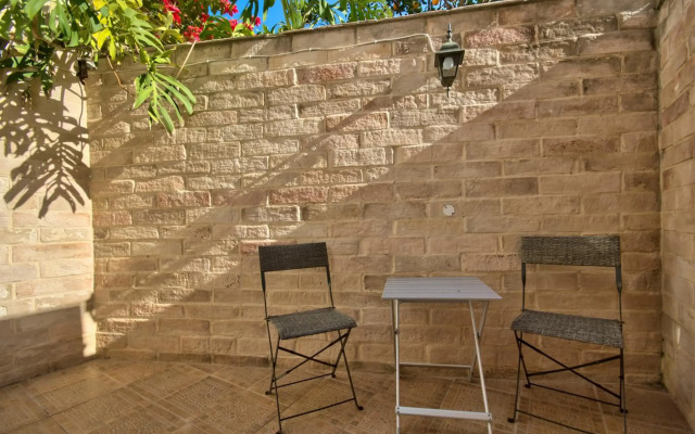 Delightful 2 bedrooms Apartment in Sliema