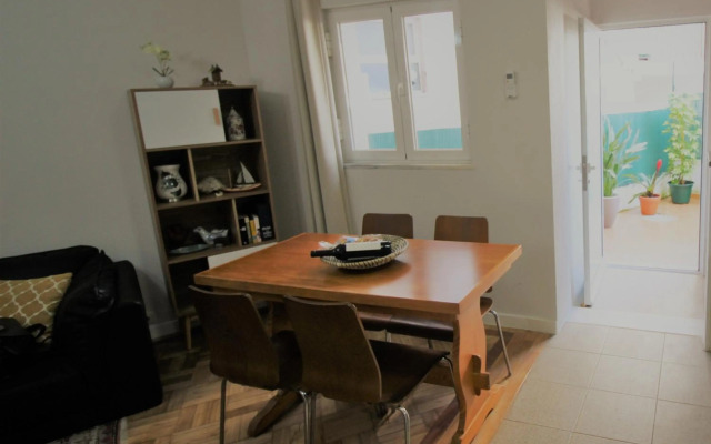 Apartamento com Patio