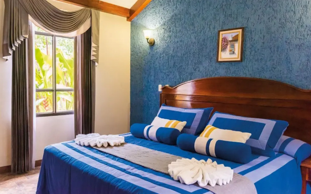 Mansion Los Guichos