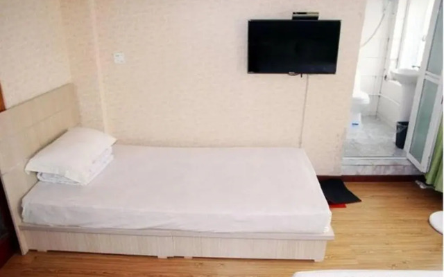 Island Hostel