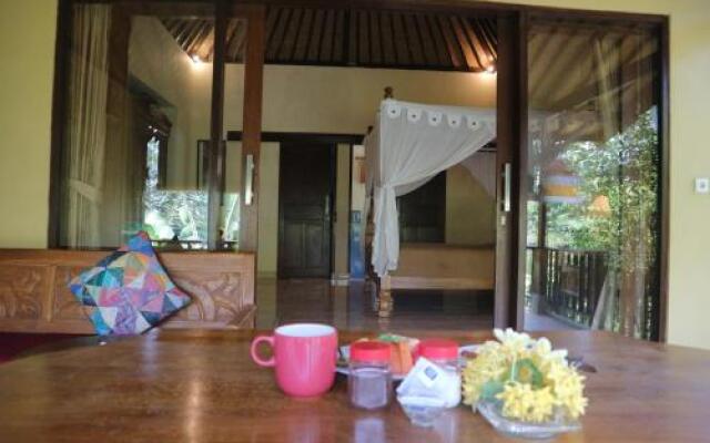 Ubud Batik Villa Kedewatan