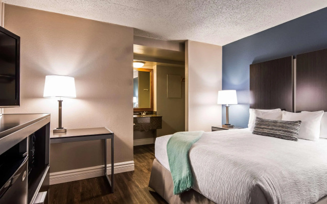 Best Western Pier Point Inn