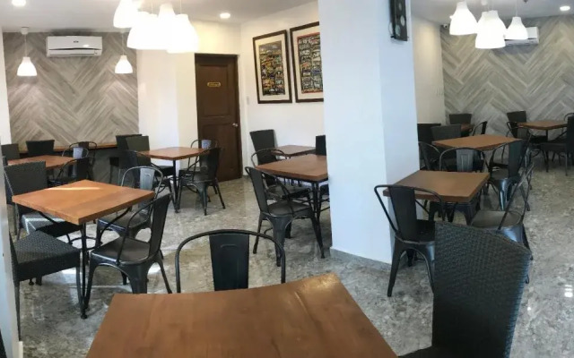 Cebu R Hotel - Capitol