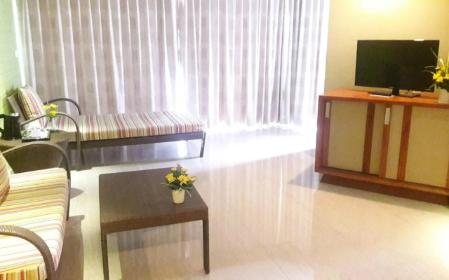 Long Beach Cha-Am Hotel
