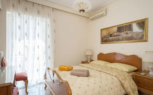Elegant Athenian Apartment