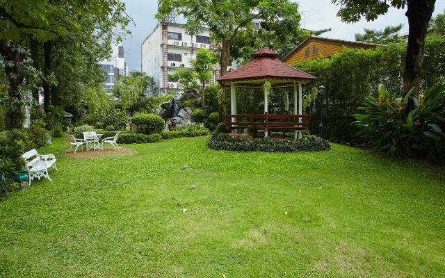 Royal Suite Hotel Bangkok