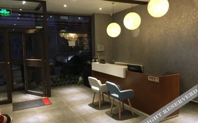 Sugar Hotel