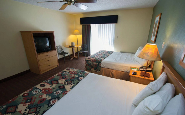Maswik Lodge - Inside the Park