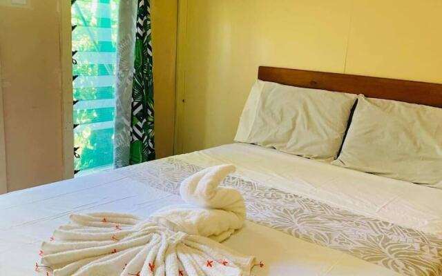 Transit Motel - Hostel