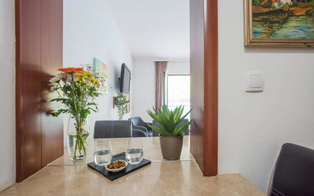 Studio Flat With View Near Beach in Tivat