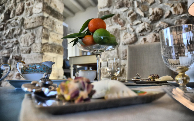 Scilla Maris Charming Suites-Restaurant