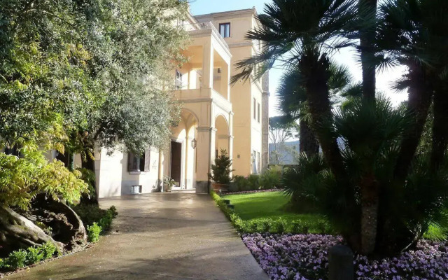 Villa Crawford - Religious Hospitality