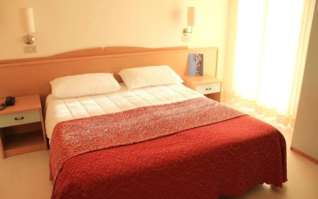 c-hotels International